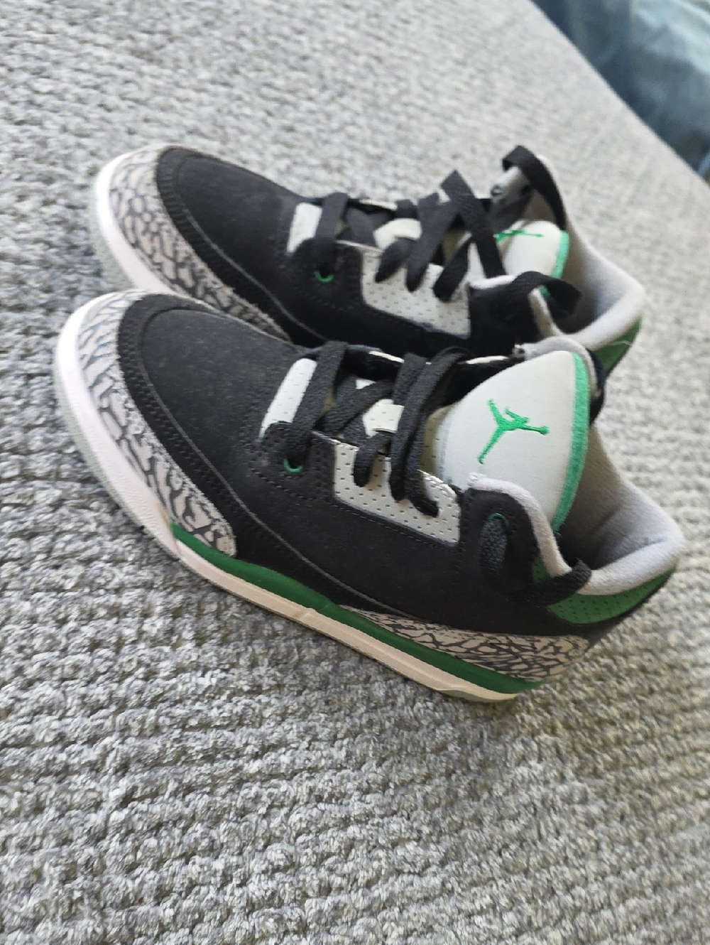 Jordan 3 Kids 'Pine Green' Sneakers